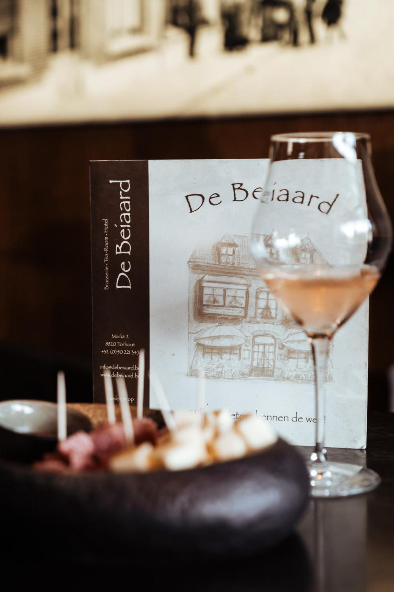 Hotel Brasserie De Beiaard Torhout Exterior foto