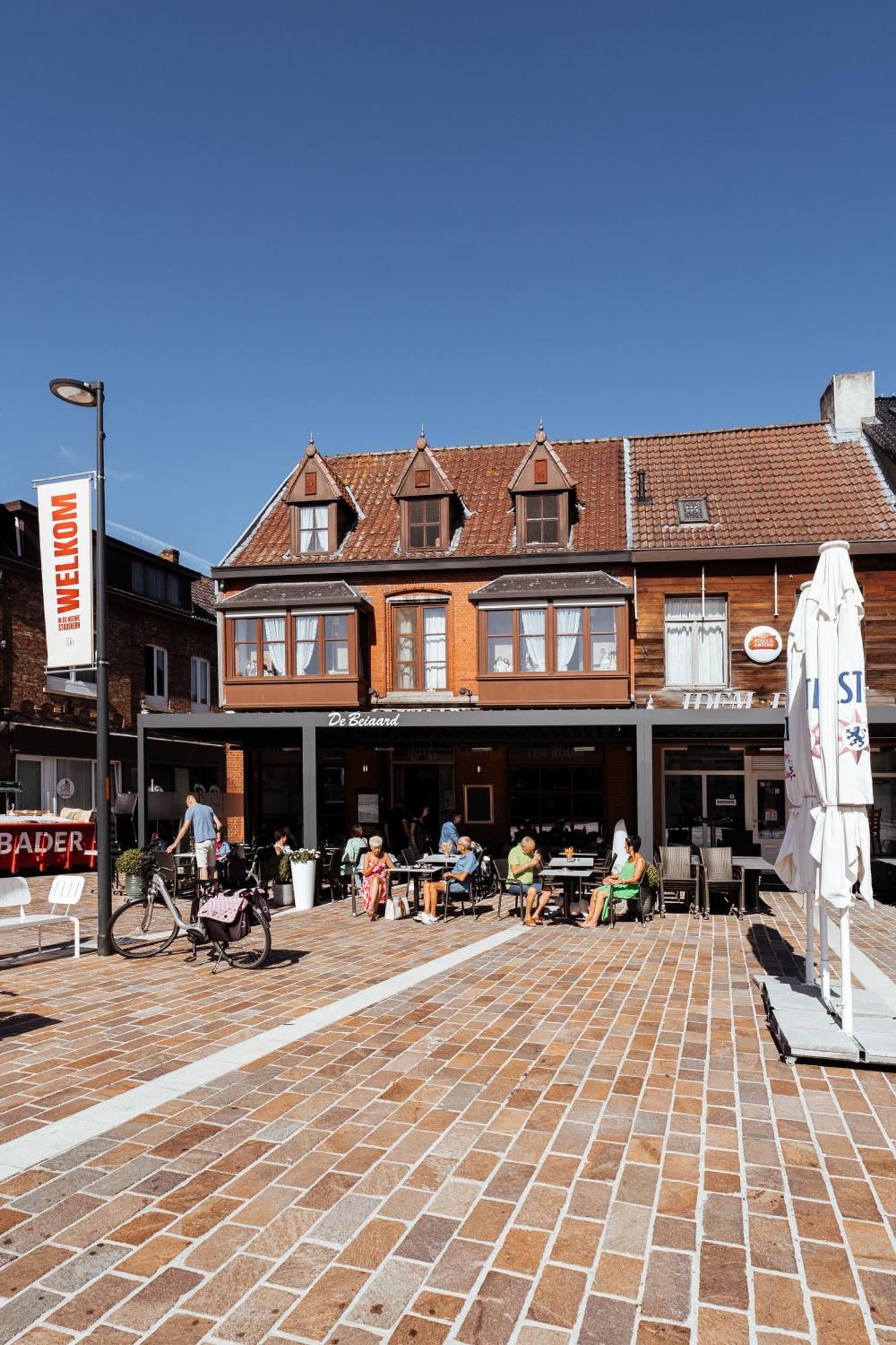 Hotel Brasserie De Beiaard Torhout Exterior foto